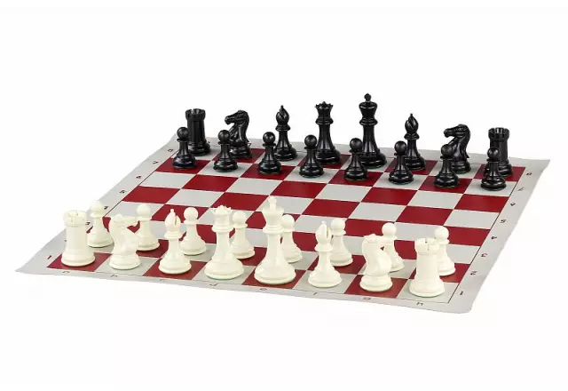 Vinyl roll-up chess board, white/red